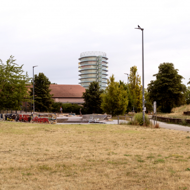 40 Meter Turm für die Karlsruher Oststadt: Ein neuer Wärmespeicher entsteht!