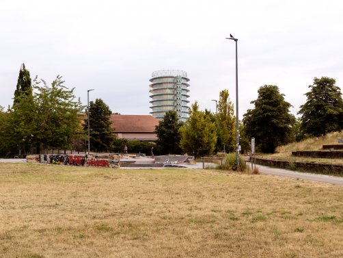 40 Meter Turm für die Karlsruher Oststadt: Ein neuer Wärmespeicher entsteht!