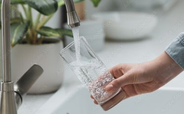 Leitungswasser aus Wasserhahn