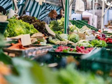 Wochenmarkt regionales Gemüse