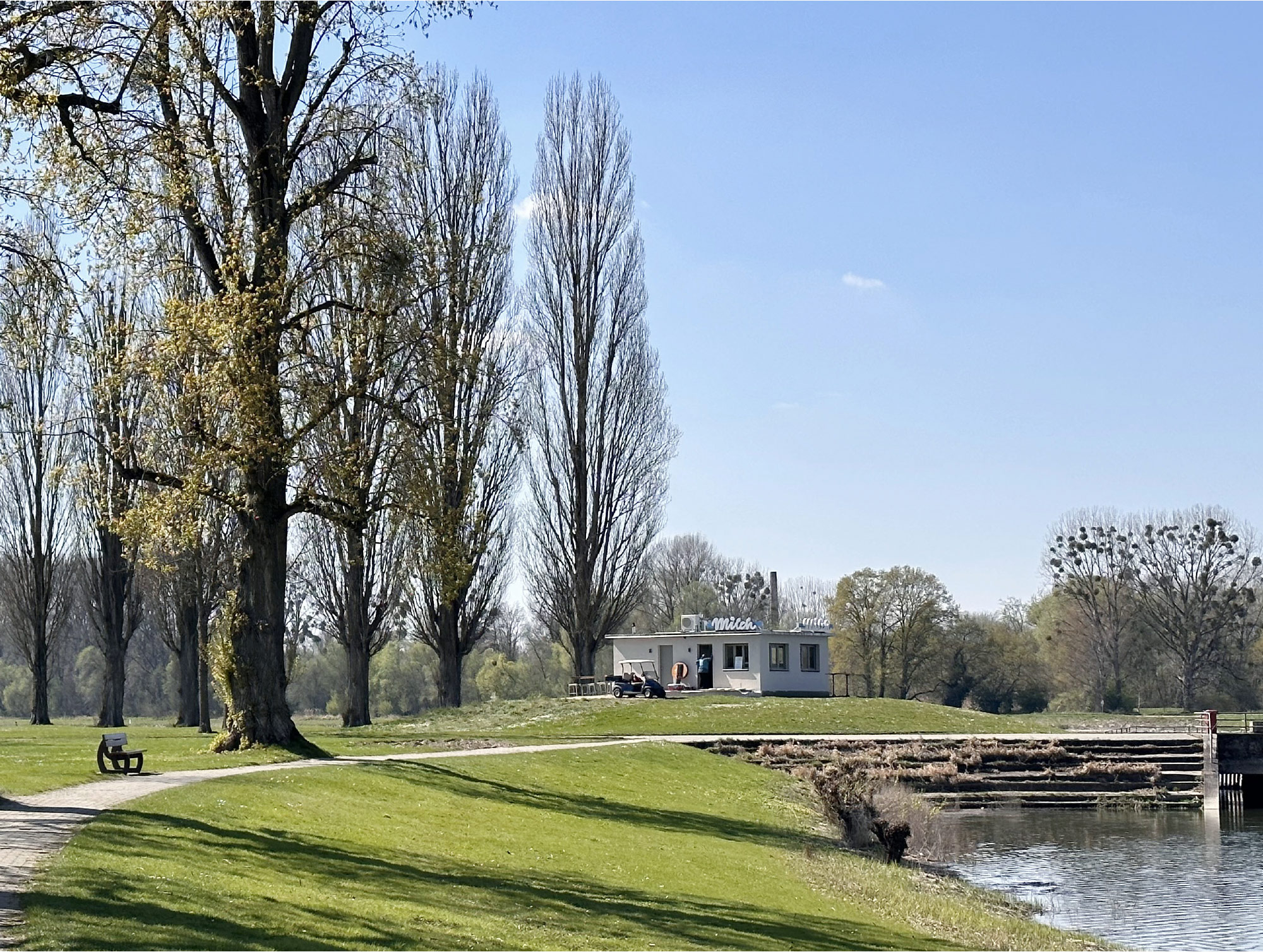 Rheinstrandbad in Rappenwörth
