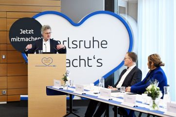 Frank Mentrup bei Rede zur Stadtwerke Kampagne