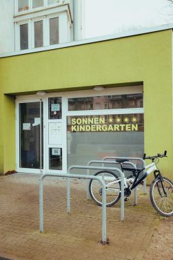 Grâce lobt die Infrastruktur für Kinder – vom Spielplatz über die Zahl der Kindergärten und Schulen.