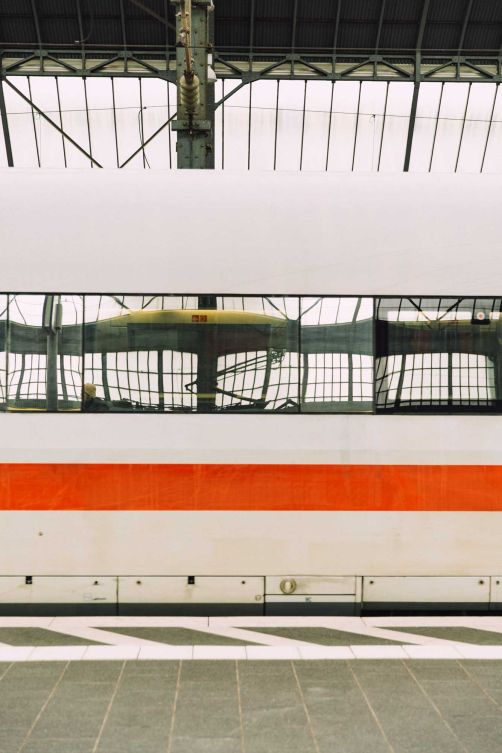 18.700 Die theoretisch längste mögliche Zugreise der Welt führt von Portugal bis nach Singapur – rund 18.700 Kilometer über Europa und Asien hinweg.