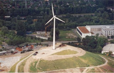 Windrad in Karlsruhe 2002