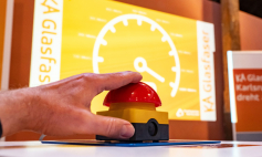 TOLLHAUS geht als erster KA Glasfaser-Kunde ans Netz