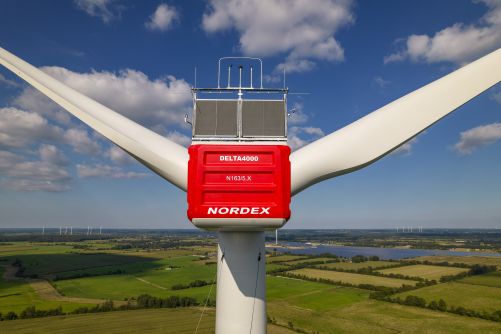 Elf Windkraftanlagen vom Typ Nordex N163 mit einer Leistung von je 5,7 Megawatt erzeugen zukünftig jährlich 200 Millionen Kilowattstunden Ökostrom im Windpark Schneifelhöhe. Foto: Ulrich Mertens