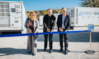 Stadtwerke Karlsruhe nehmen Großbatteriespeicher in Betrieb