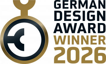  Stadtwerke-Geschäftsführerin Iman El Sonbaty (ganz rechts) hält die Preis-Urkunde in den Händen. Mit dabei: Lizette Ruiz Guevara (ganz links), Bereichsleitung Marketing & Kommunikation, sowie Marketing-Abteilungsleiter Tim Thumulka (Mitte rechts) und Konstantin Maier, Projektleiter Marketing Kampagnen. 