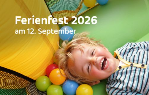 Banner für das Stadtwerke Ferienfest mit einem lachenden Kind