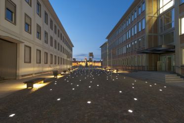 Platz der Grundrechte mit Leuchtsteinen